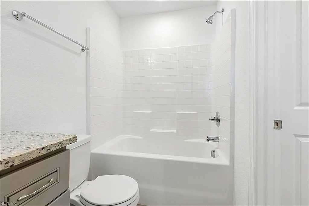 4317 Pinter LN, NORFOLK VA 23518 thumb 11