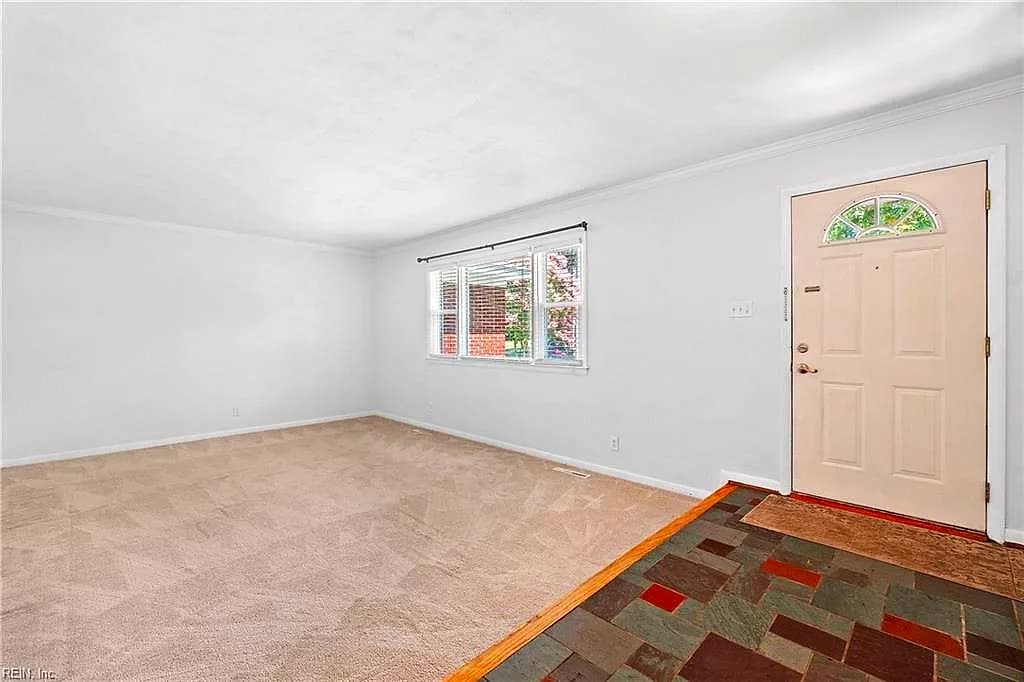 2348 Great Neck CIR, VIRGINIA BEACH VA 23454 - Photo 5
