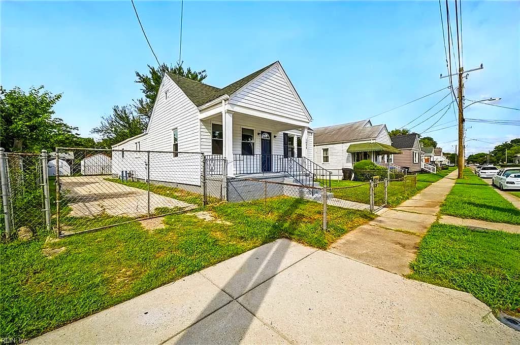 1426 Wilcox AVE, PORTSMOUTH VA 23704 - Photo 3