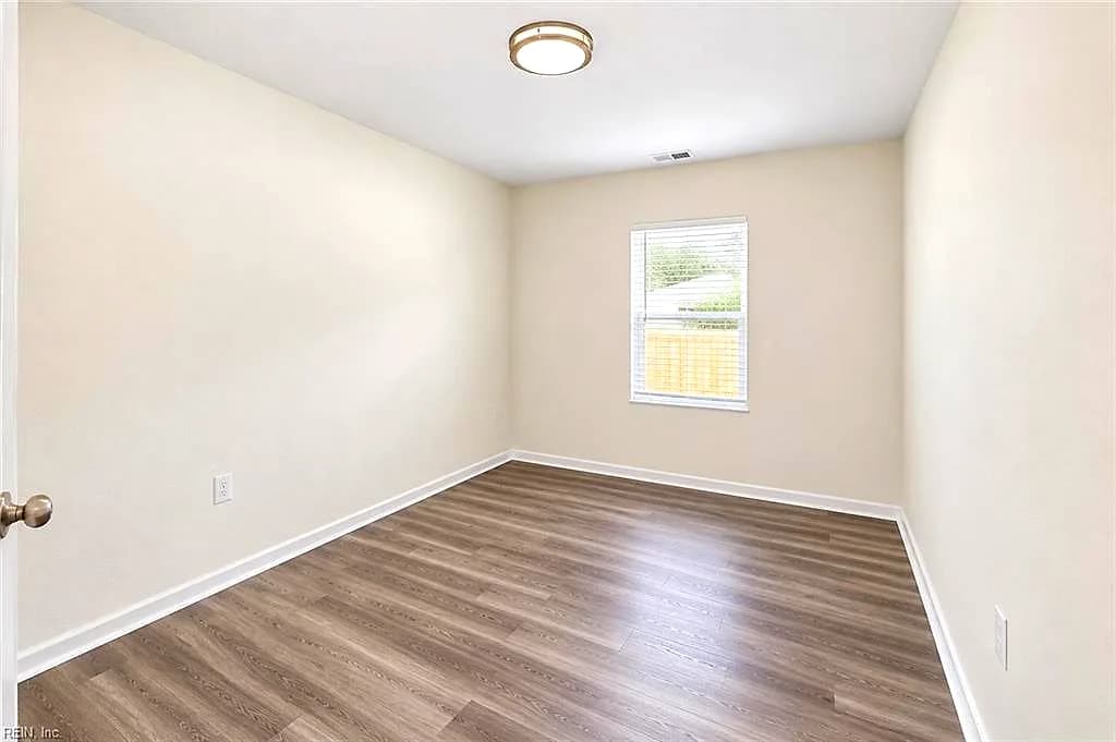 19 Maplewood ST, HAMPTON VA 23669 thumb 8
