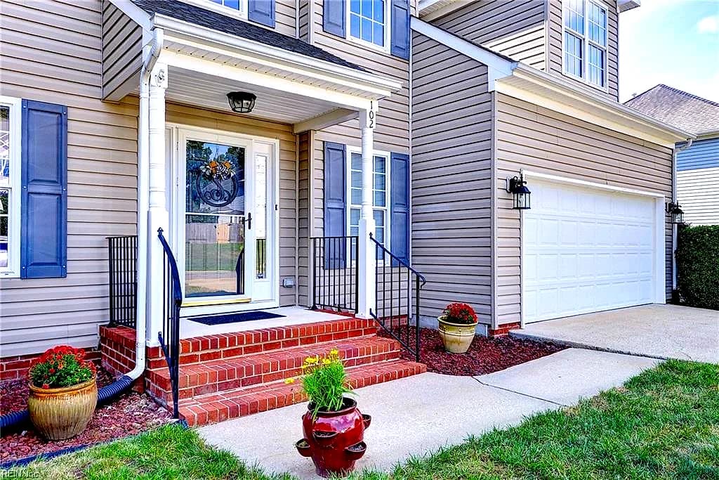 102 Bluffs CIR, WILLIAMSBURG VA 23185 - Photo 4