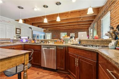 321 Maxwell LN, NEWPORT NEWS VA 23606 thumb 8