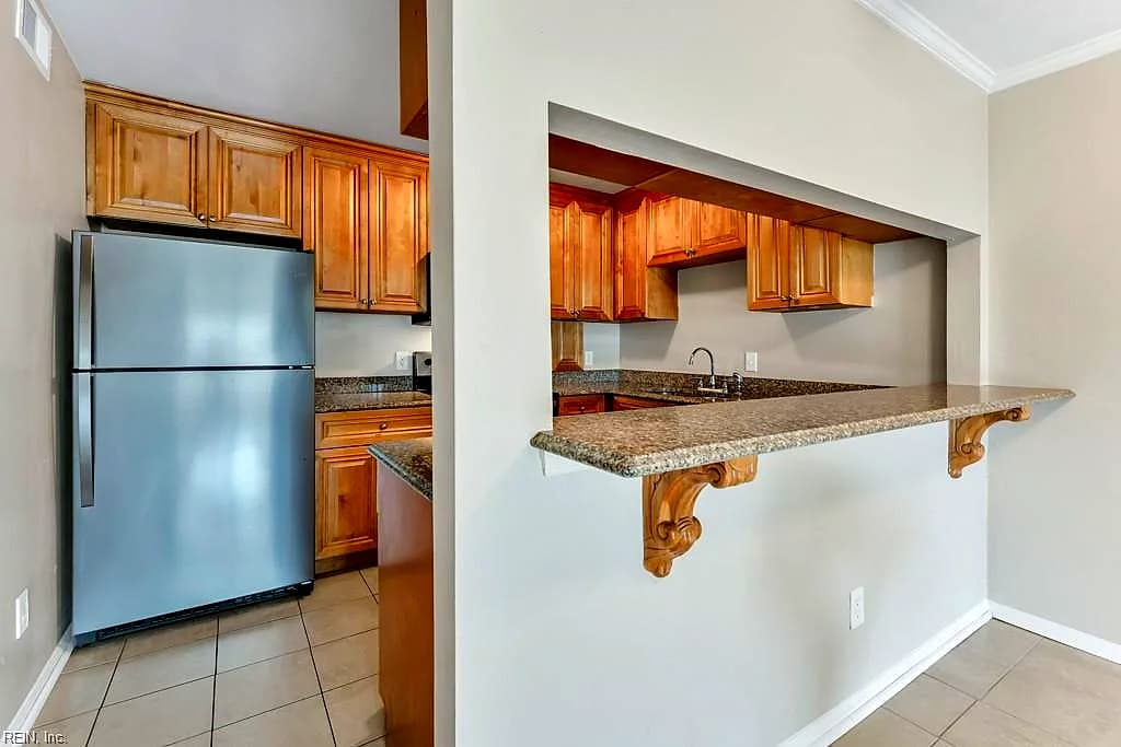 1015 Barclay SQ, VIRGINIA BEACH VA 23451 thumb 8