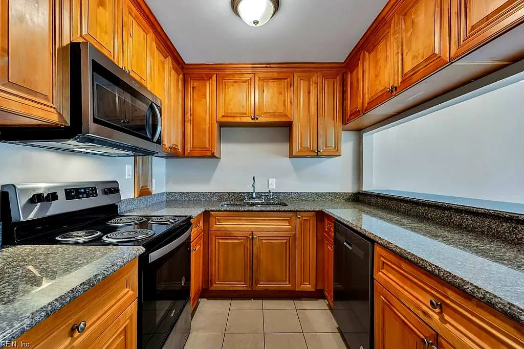 1015 Barclay SQ, VIRGINIA BEACH VA 23451 thumb 10