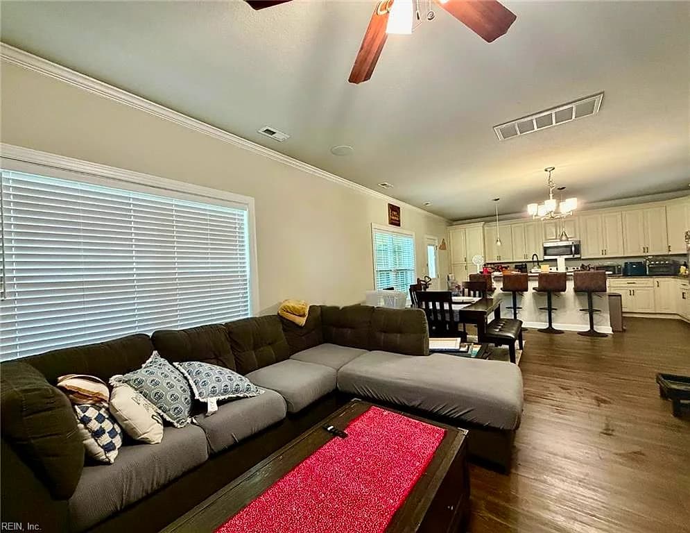 1302 Hawthorne DR #B, CHESAPEAKE VA 23325 - Photo 5