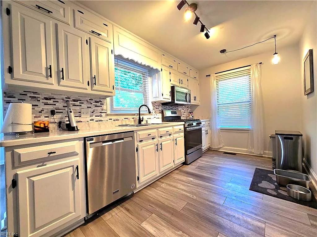 2460 Broadnax CIR, CHESAPEAKE VA 23323 thumb 10