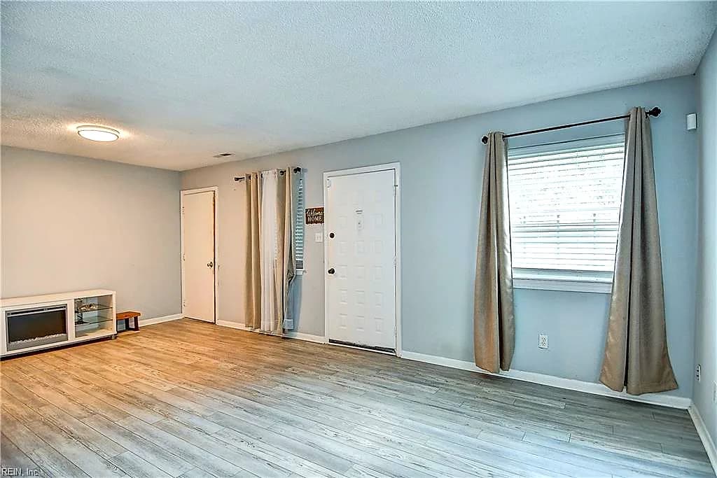 3217 Tiverton Dr NONE, VIRGINIA BEACH VA 23452 thumb 6