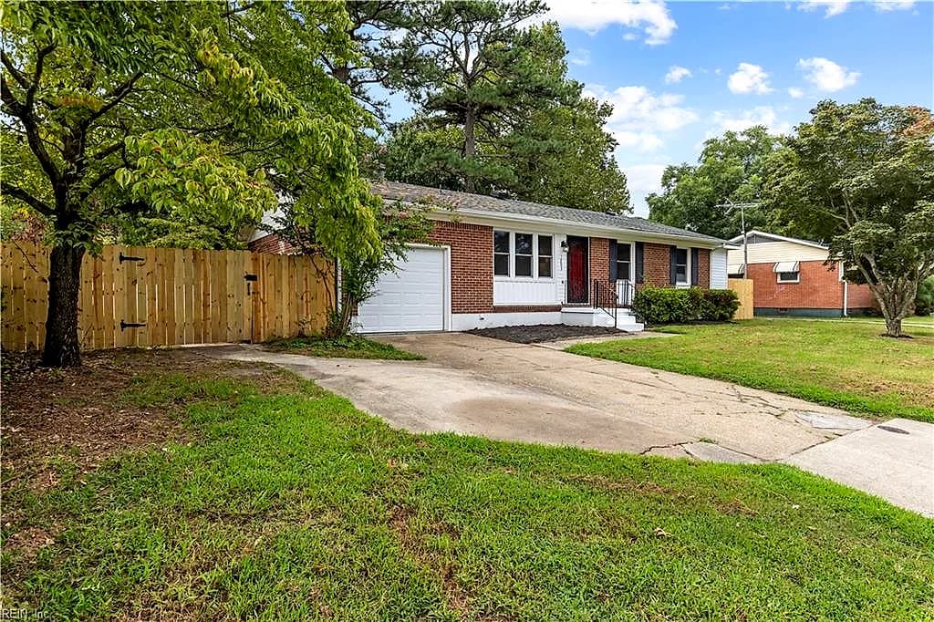 1203 Ross DR #Dr, PORTSMOUTH VA 23701 - Photo 3