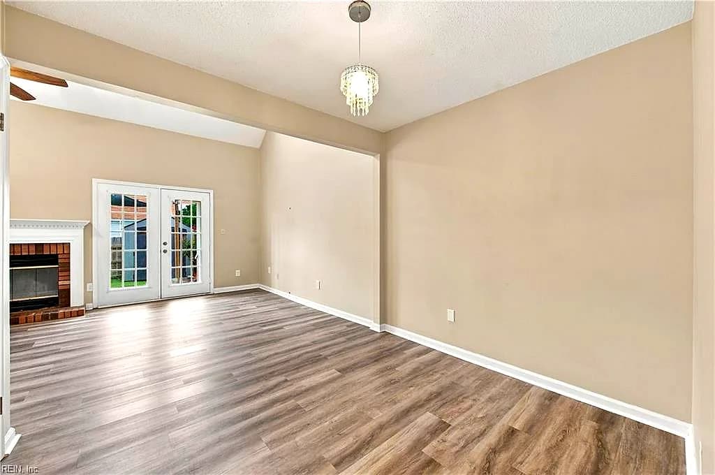 902 Pocahontas CT, SMITHFIELD VA 23430 - Photo 5