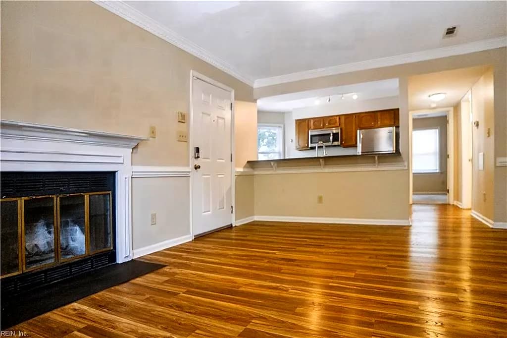 1 Academy LN, HAMPTON VA 23669 - Photo 4