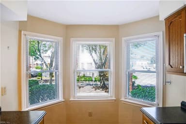 1 Academy LN, HAMPTON VA 23669 thumb 6