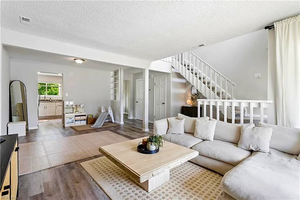 754 Quesnel DR, VIRGINIA BEACH VA 23454 thumb 8