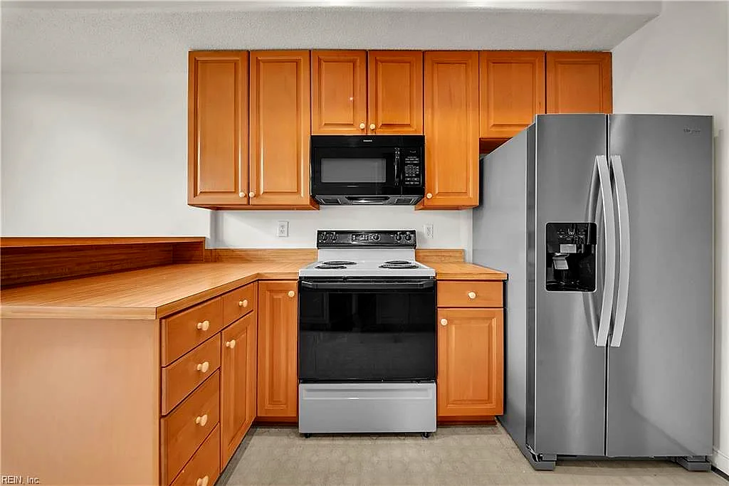 1039 Porte Harbour ARCH, HAMPTON VA 23664 thumb 7