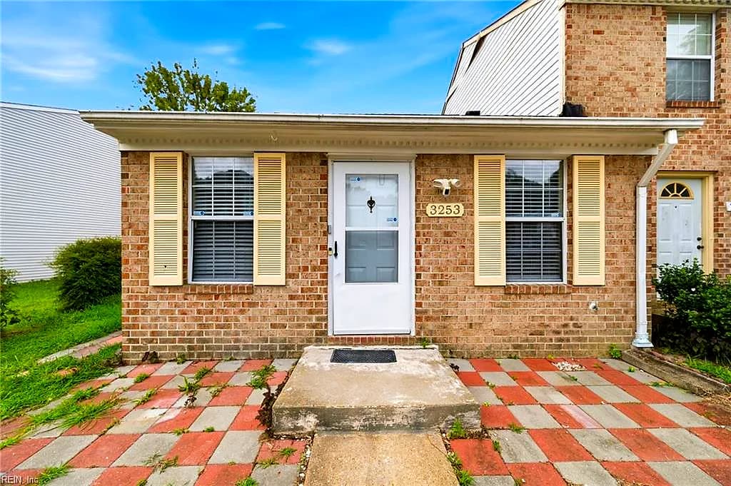 3253 Scarborough WAY, VIRGINIA BEACH VA 23453 - Photo 4