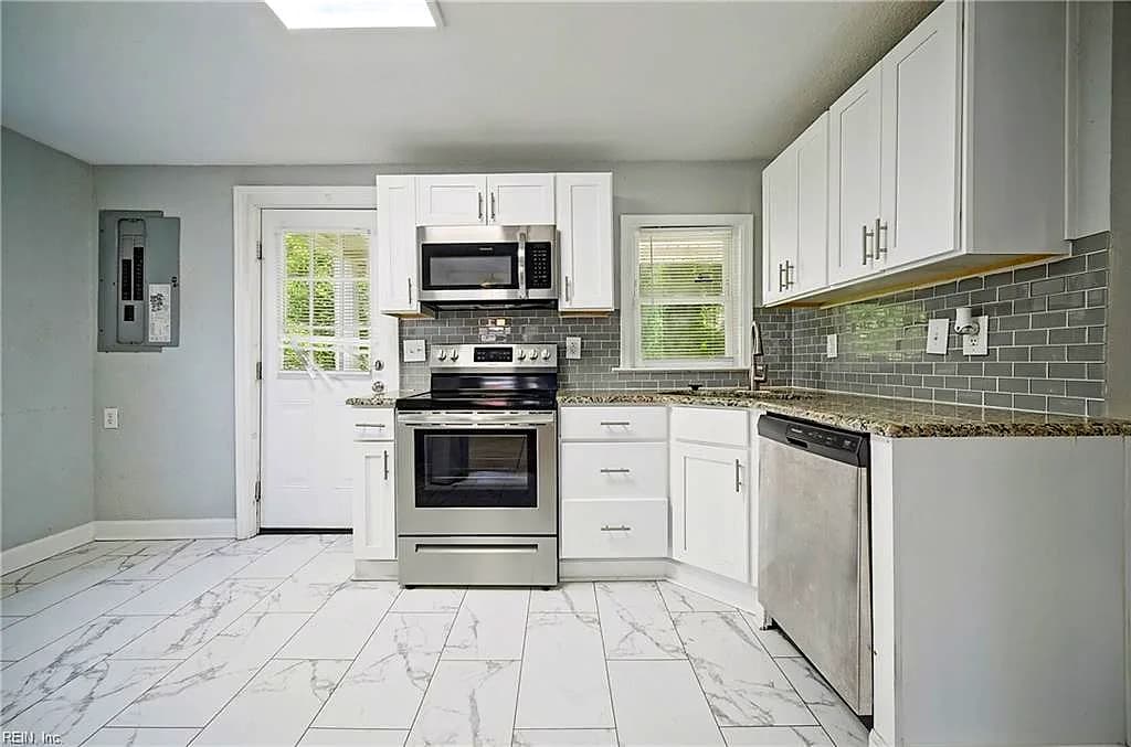 112 Nicholson ST, PORTSMOUTH VA 23702 thumb 8