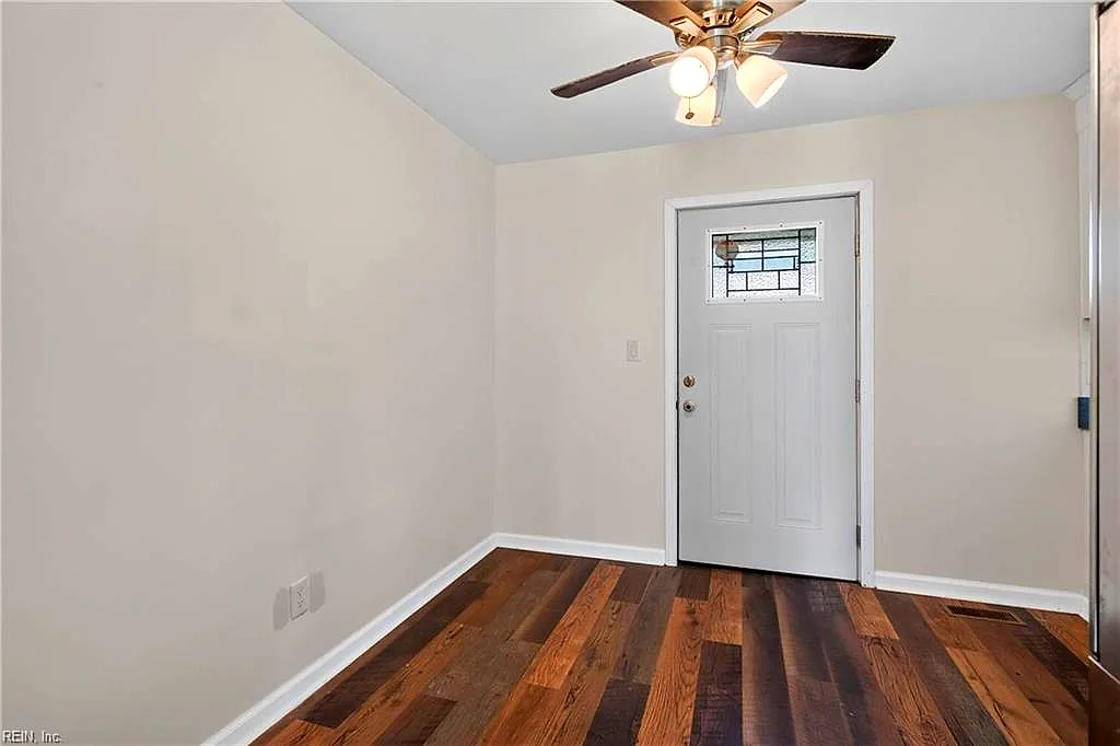 18 Haley DR, HAMPTON VA 23661 thumb 8