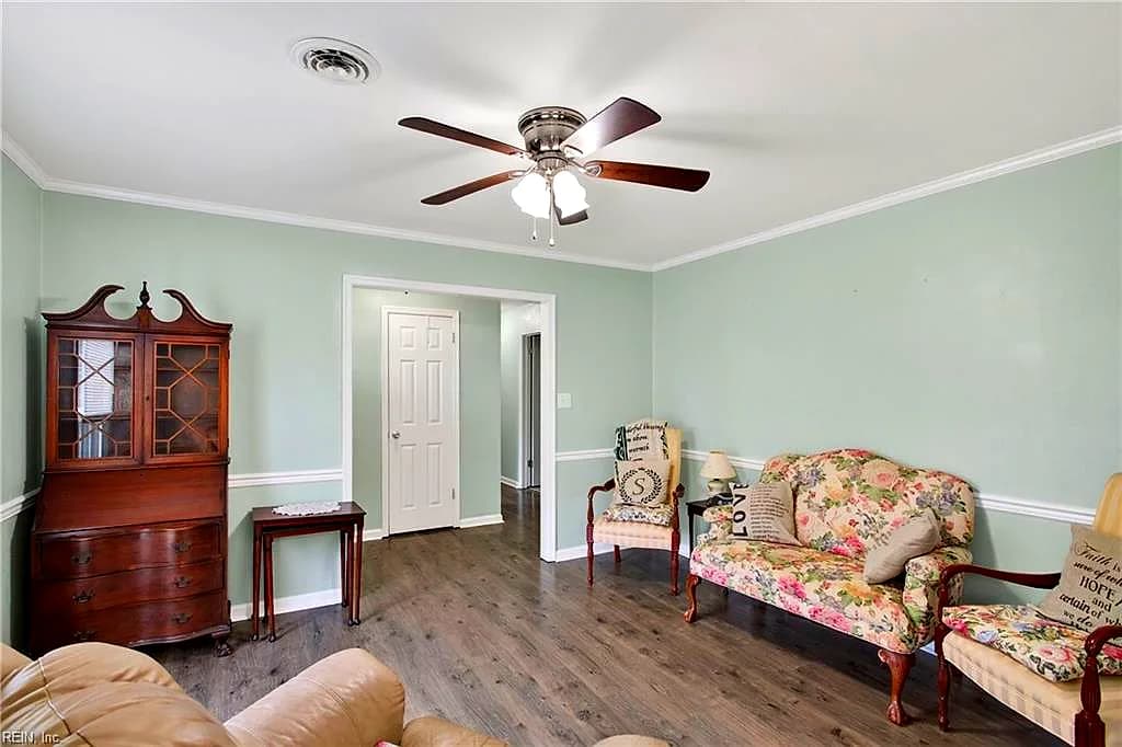 15 Patriot CRES, HAMPTON VA 23666 - Photo 5