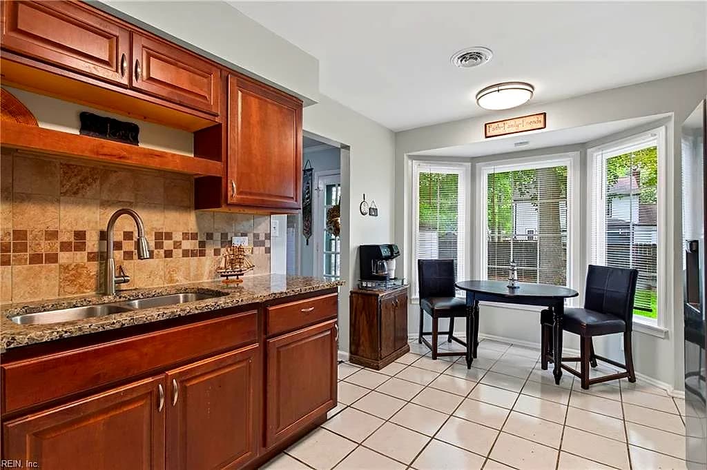 15 Patriot CRES, HAMPTON VA 23666 thumb 10