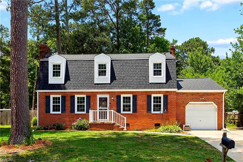9 Hansom DR, POQUOSON VA 23662 - Photo 2