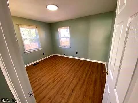 420 Thornette ST, HAMPTON VA 23669 - Photo 5