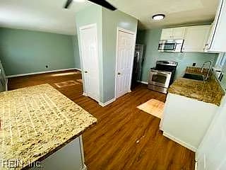 420 Thornette ST, HAMPTON VA 23669 thumb 9