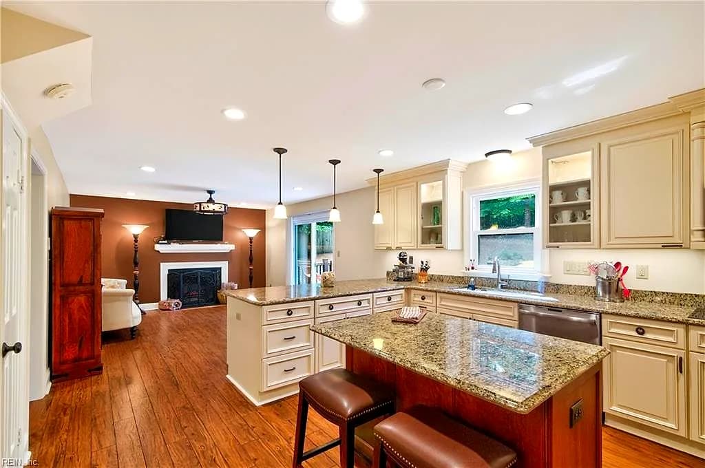 102 Castle LN, WILLIAMSBURG VA 23185 thumb 12