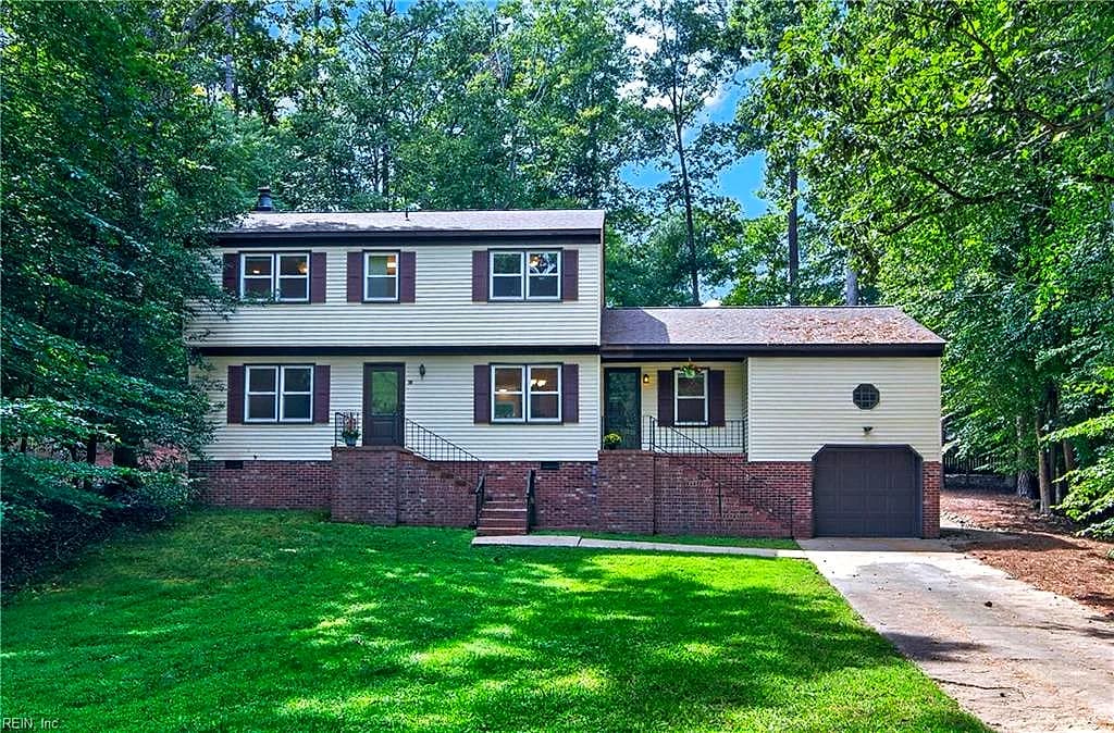 102 Castle LN, WILLIAMSBURG VA 23185 - Photo 3