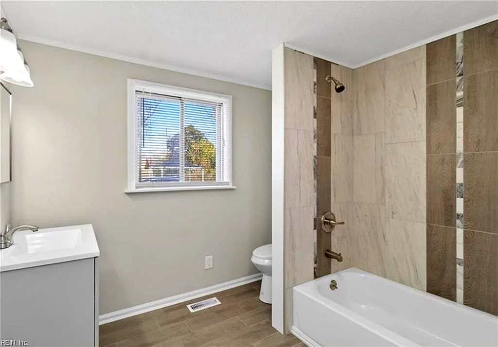 2714 Marlboro AVE, NORFOLK VA 23504 - Photo 4