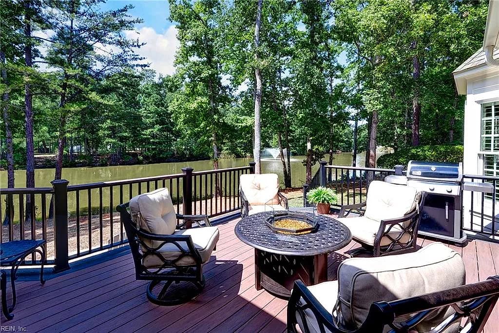 2816 Lawnes Creek RD, WILLIAMSBURG VA 23185 - Photo 4