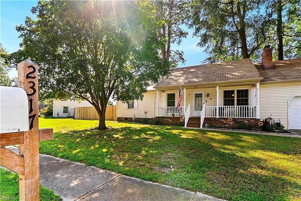 2317 Southern Pines DR, CHESAPEAKE VA 23323 - Photo 3