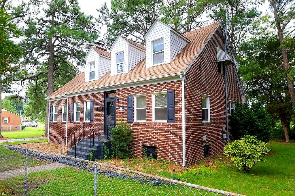 124 Armstrong ST, PORTSMOUTH VA 23704 - Photo 3