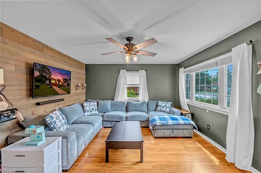 508 Middleboro TER, HAMPTON VA 23661 - Photo 4