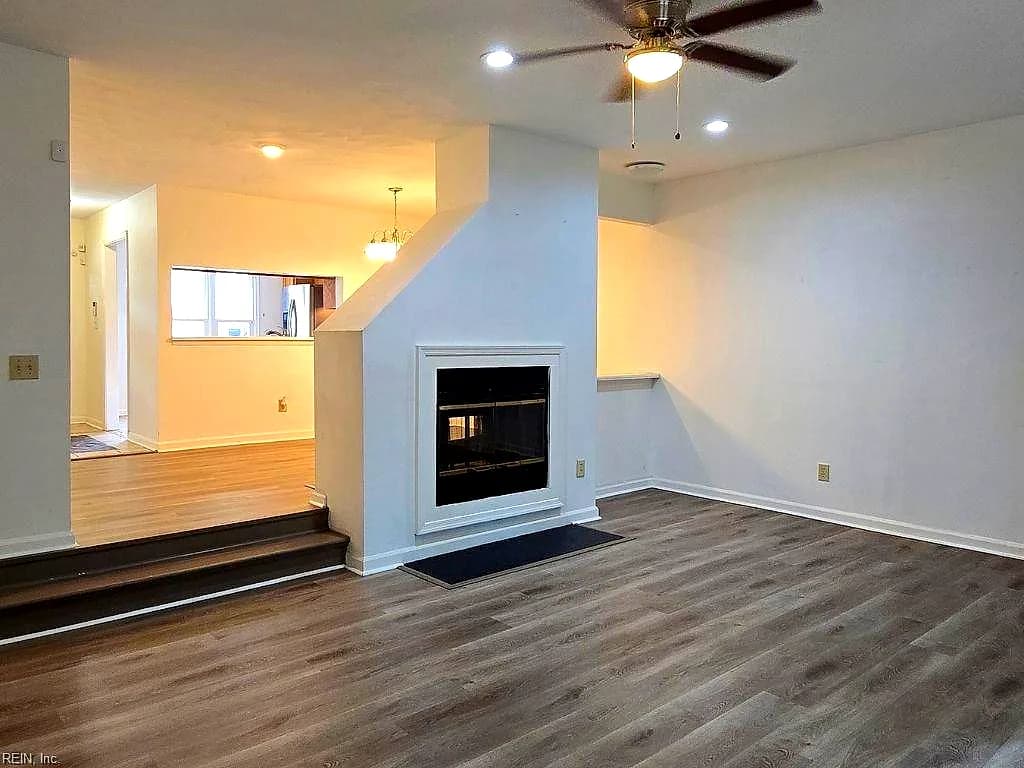 744 S Lake CIR, CHESAPEAKE VA 23322 thumb 7