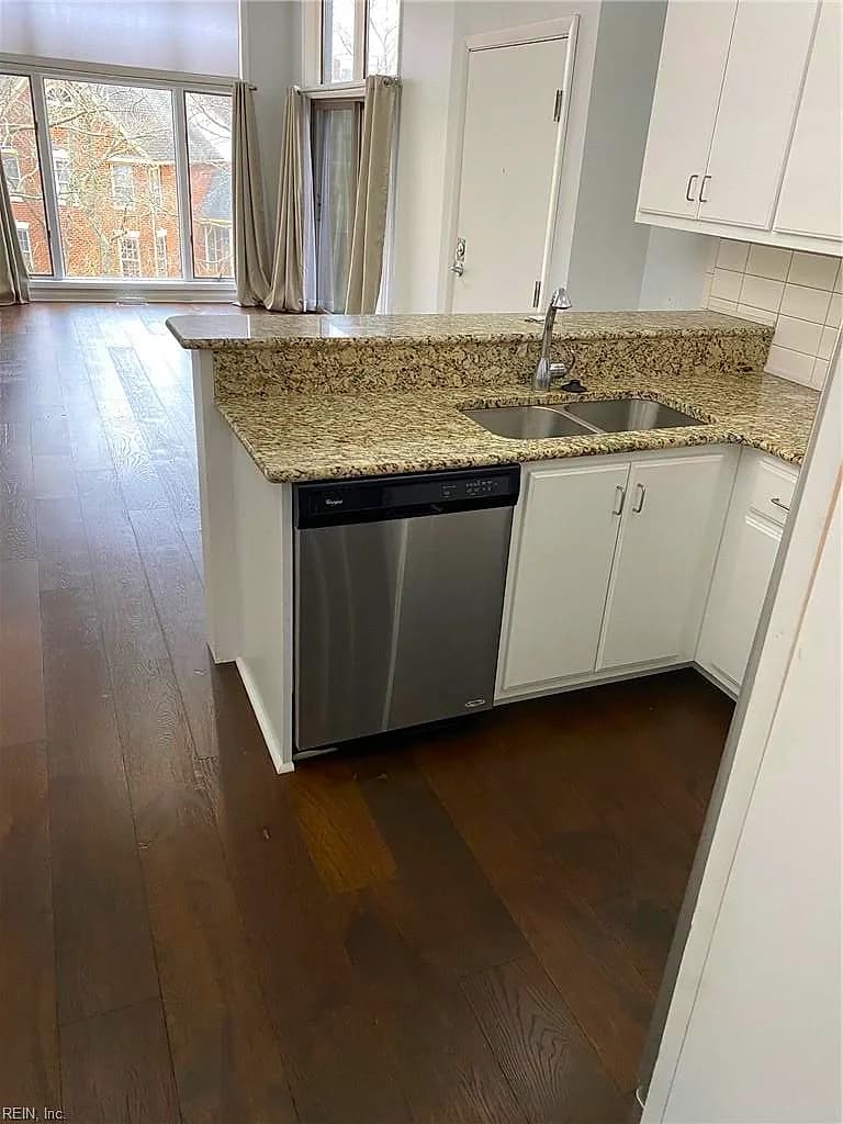 696 Mowbray ARCH #540, NORFOLK VA 23507 thumb 8
