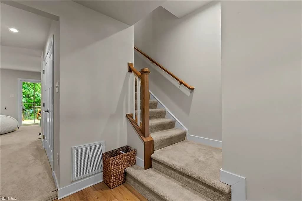 112 Pocosin PATH, POQUOSON VA 23662 - Photo 4