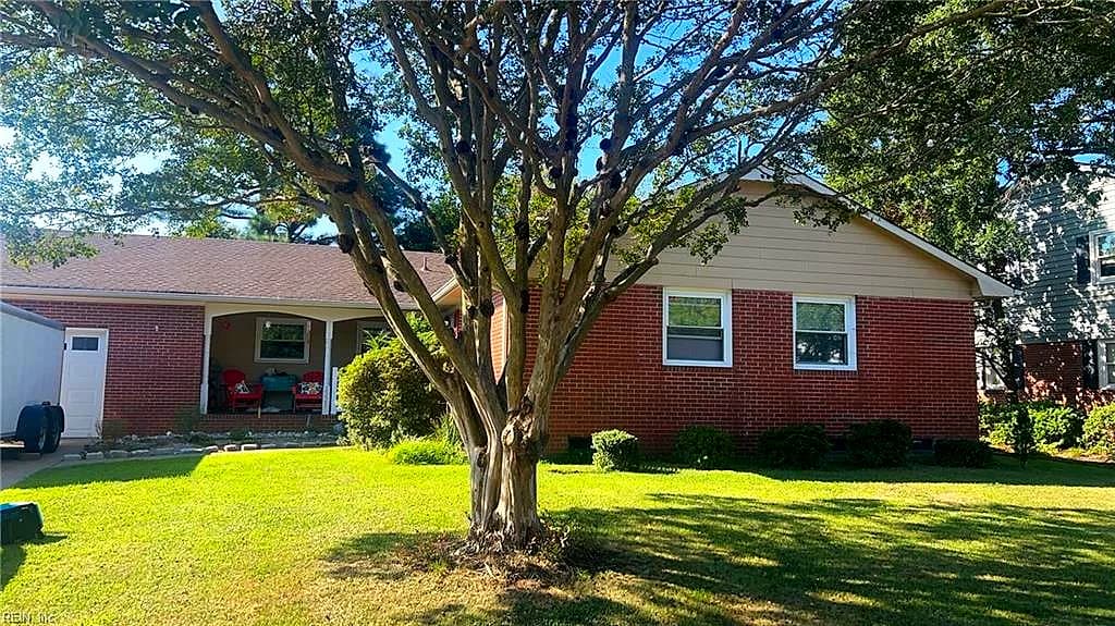 2225 Laurel Cove DR, VIRGINIA BEACH VA 23454 - Photo 2