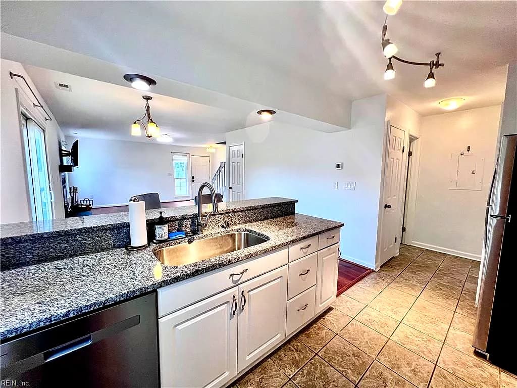 602 Barwick CT, CHESAPEAKE VA 23320 thumb 11