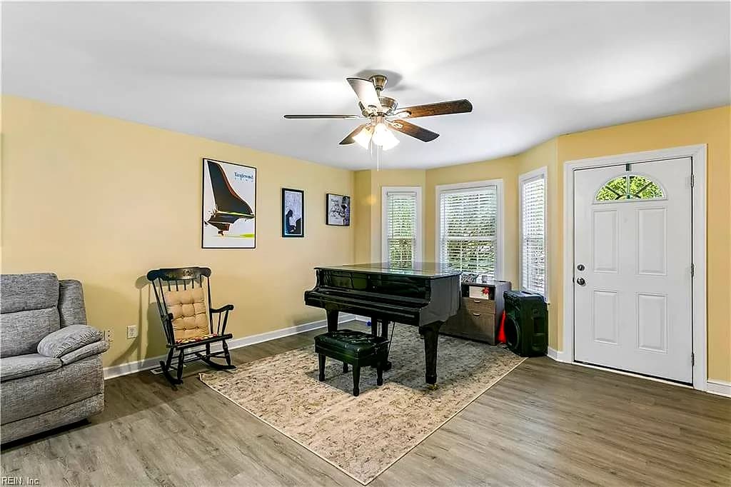 6418 Village Woods CT, GLOUCESTER VA 23061 - Photo 4