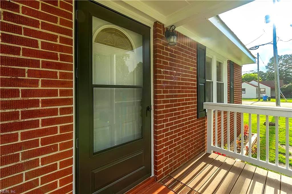 1302 Portlock RD, CHESAPEAKE VA 23324 - Photo 3
