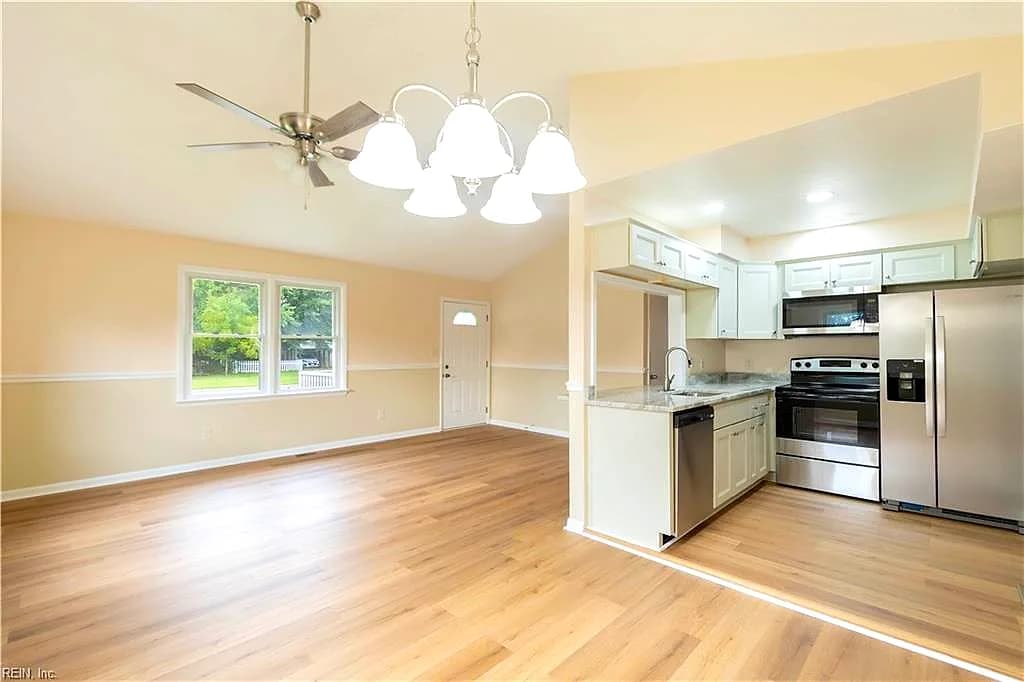 1302 Portlock RD, CHESAPEAKE VA 23324 - Photo 5
