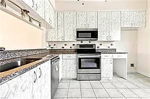9554 Bay Front DR, NORFOLK VA 23518 thumb 11