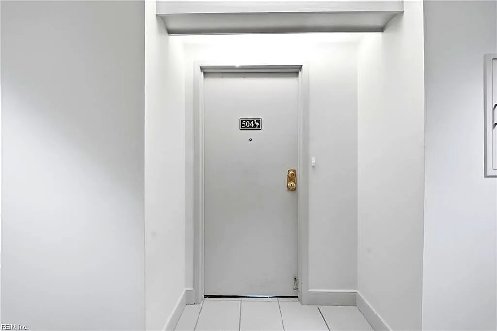 40 Rader ST #504, NORFOLK VA 23510 thumb 11