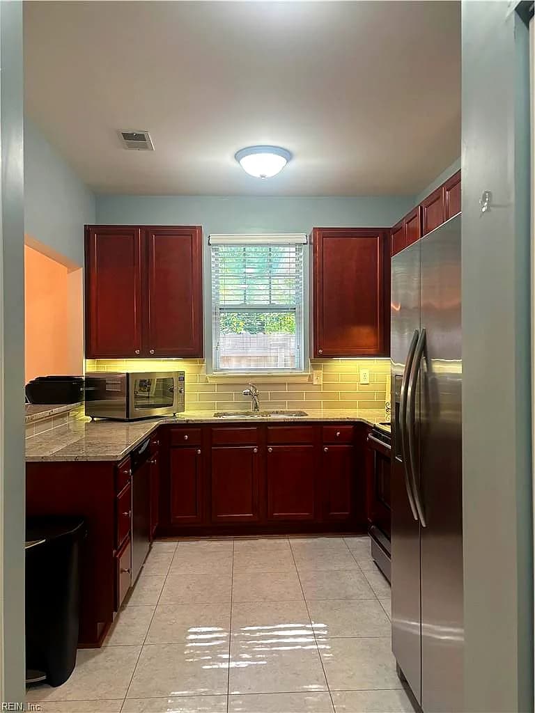 322 Holyoke LN, CHESAPEAKE VA 23320 thumb 7