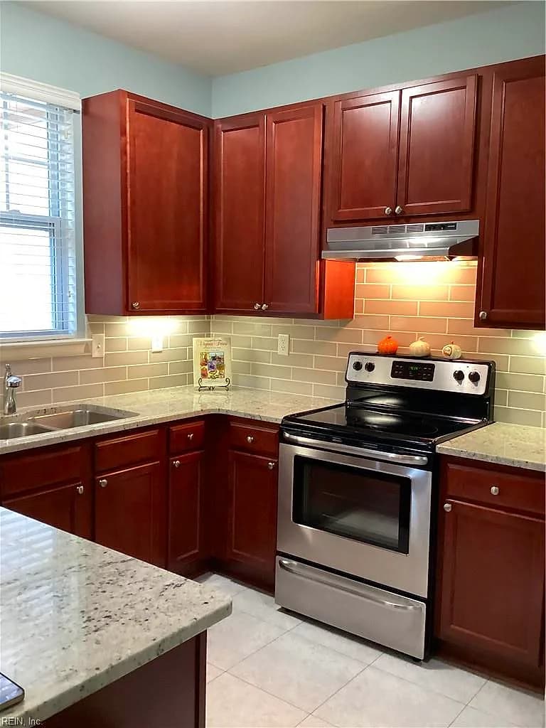 322 Holyoke LN, CHESAPEAKE VA 23320 thumb 8