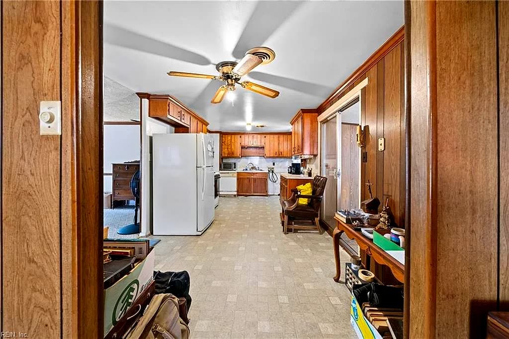 1948 Beall DR, HAMPTON VA 23663 thumb 8