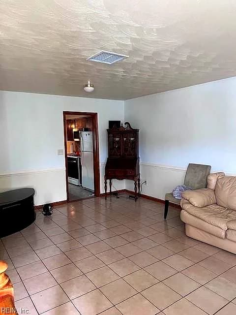 2046 Lyndora RD, VIRGINIA BEACH VA 23464 - Photo 3