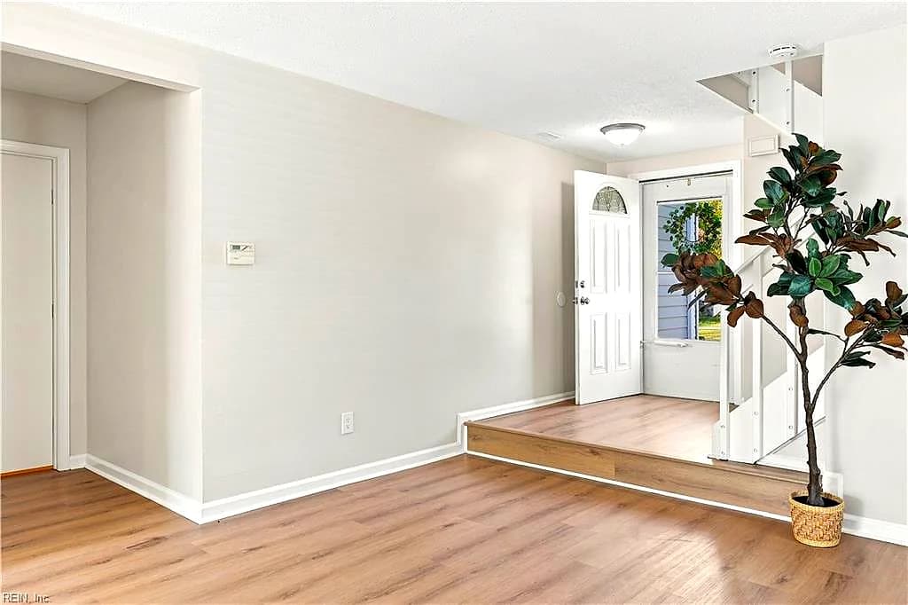 830 Chimney Hill PW, VIRGINIA BEACH VA 23462 - Photo 4