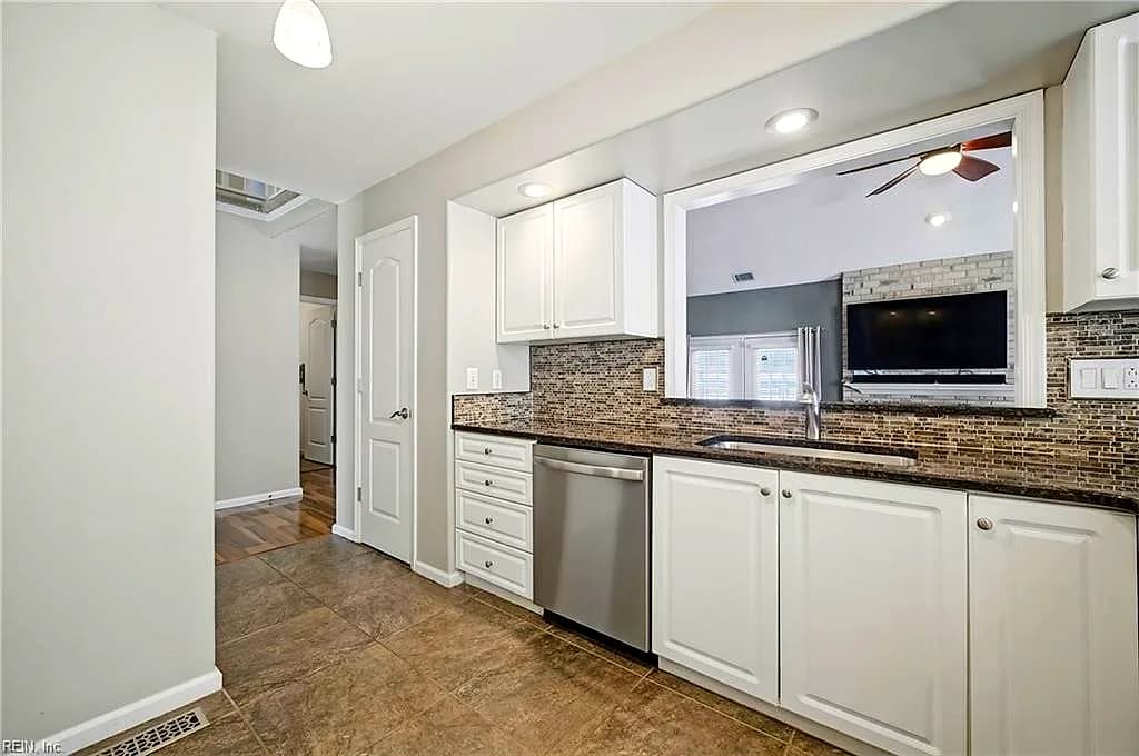 2600 Wildcat LN, VIRGINIA BEACH VA 23456 thumb 10