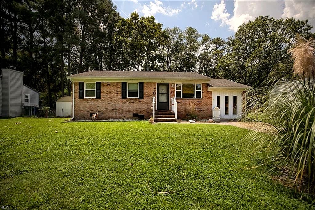 220 Larissa DR, NEWPORT NEWS VA 23601 - Photo 3