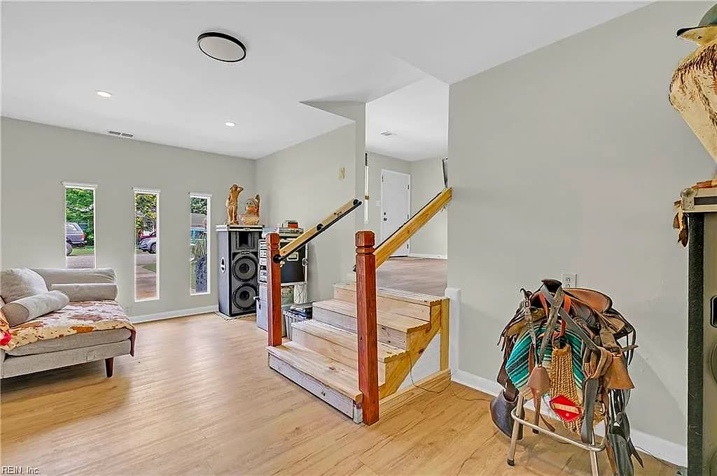 220 Larissa DR, NEWPORT NEWS VA 23601 thumb 10